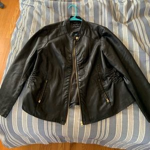 Womens 2X leather jacket